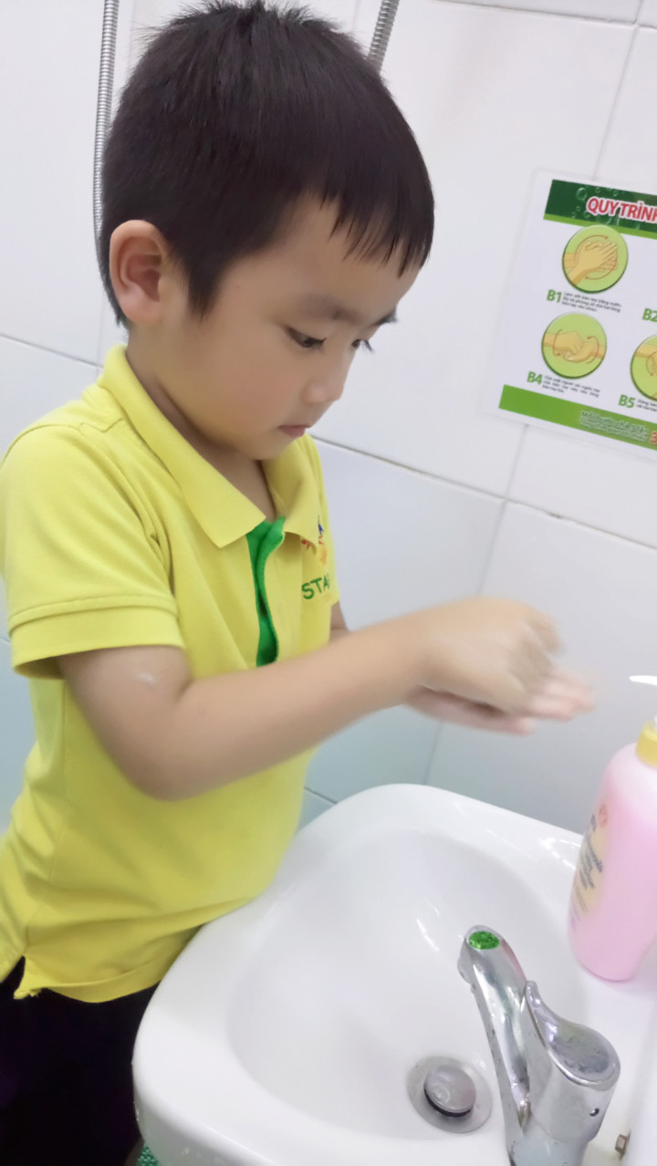 CÁC LƯU Ý KHI SỬ DỤNG NƯỚC RỬA TAY KHÔ