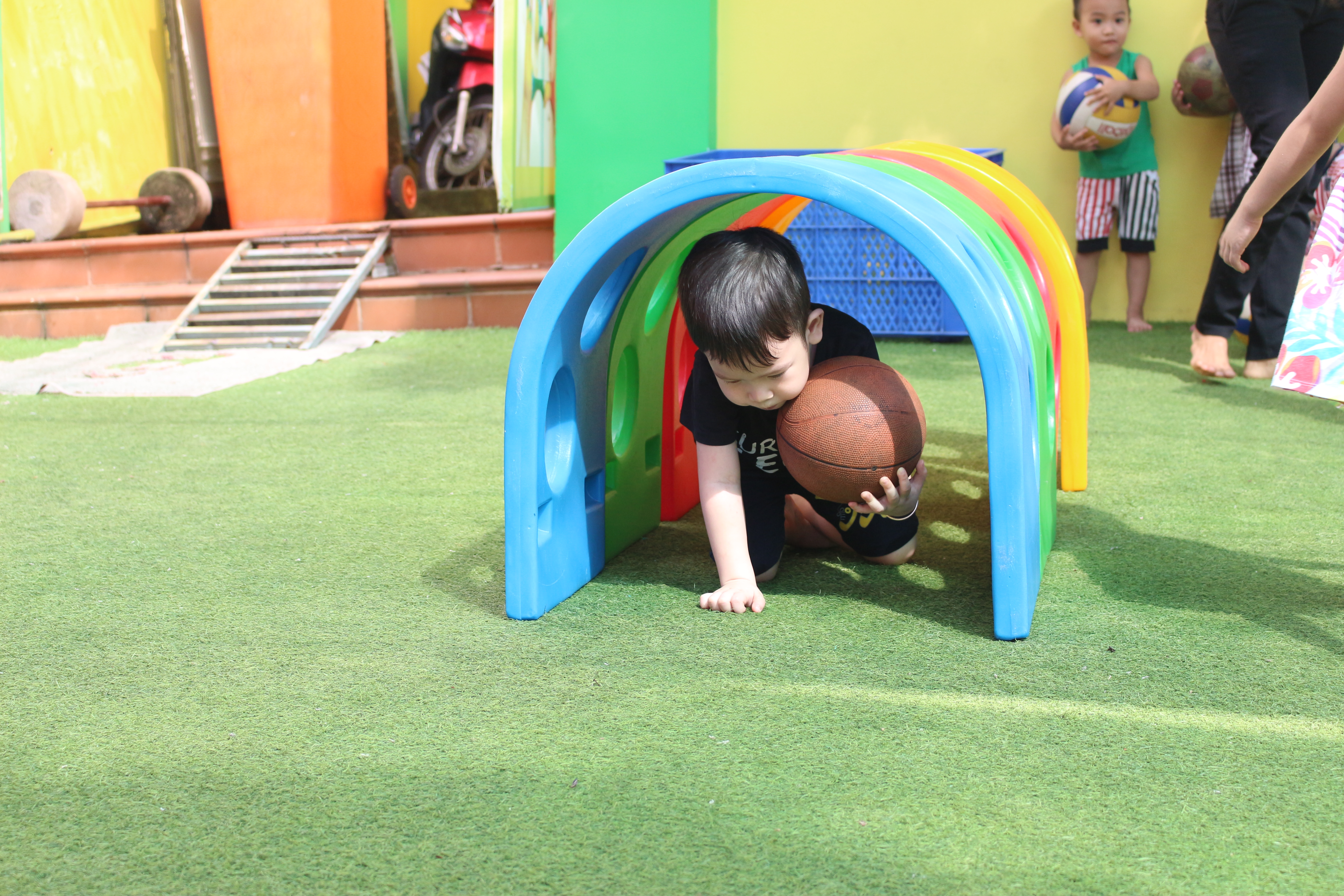 TIẾT HỌC VẬN ĐỘNG TẠI STARKIDS